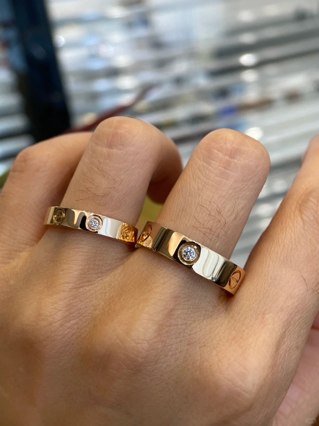 Cartier Love Ring Classic Model, 3 Diamonds